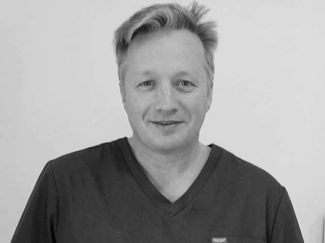 Dr. Liam Murphy